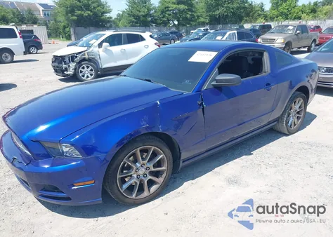 2014 Ford Mustang V6 z USA, uszkodzony, nr VIN 1ZVBP8AM6E5283340